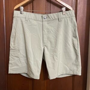 Carhartt men's large relaxed fit khaki shorts